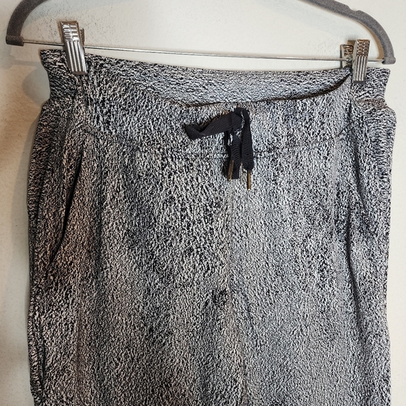 Lululemon Ready To Rulu Pant Jacquard White Black. Size 10 - Picture 4 of 16